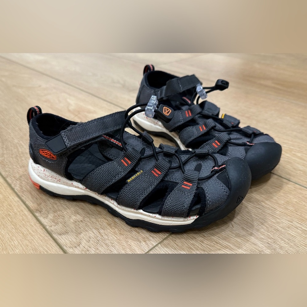 KEEN Newport H2 Kids Sport Sandals Black Gray Red Youth Size 4